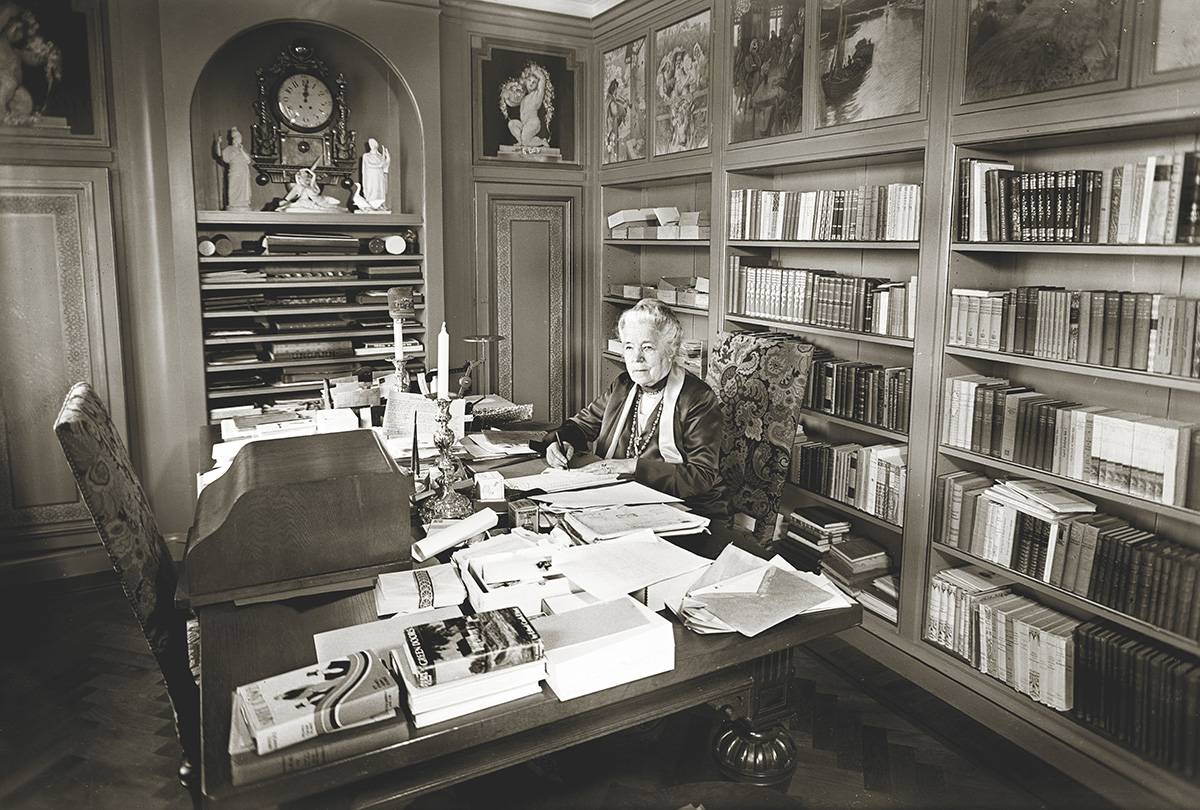 3.Selma Lagerlöf. Gabinet w bibliotece domowej w Mårbacce.