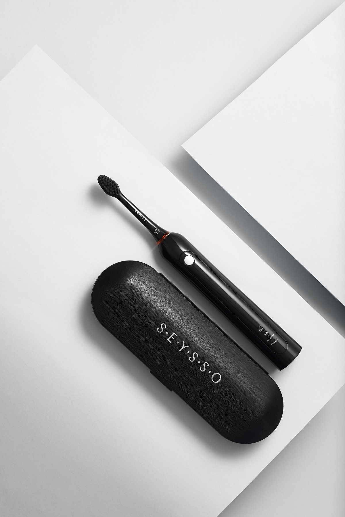 SEYSSO Carbon Basic Black.