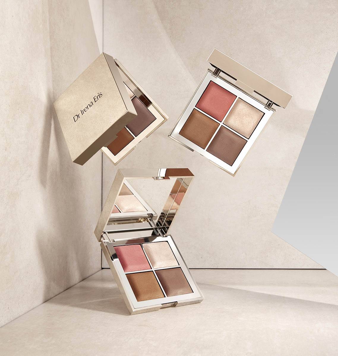 Define & Design Multifunctional Face Contouring Pallette Dr Irena Eris, cena 179 zł (Fot. Materiały prasowe)