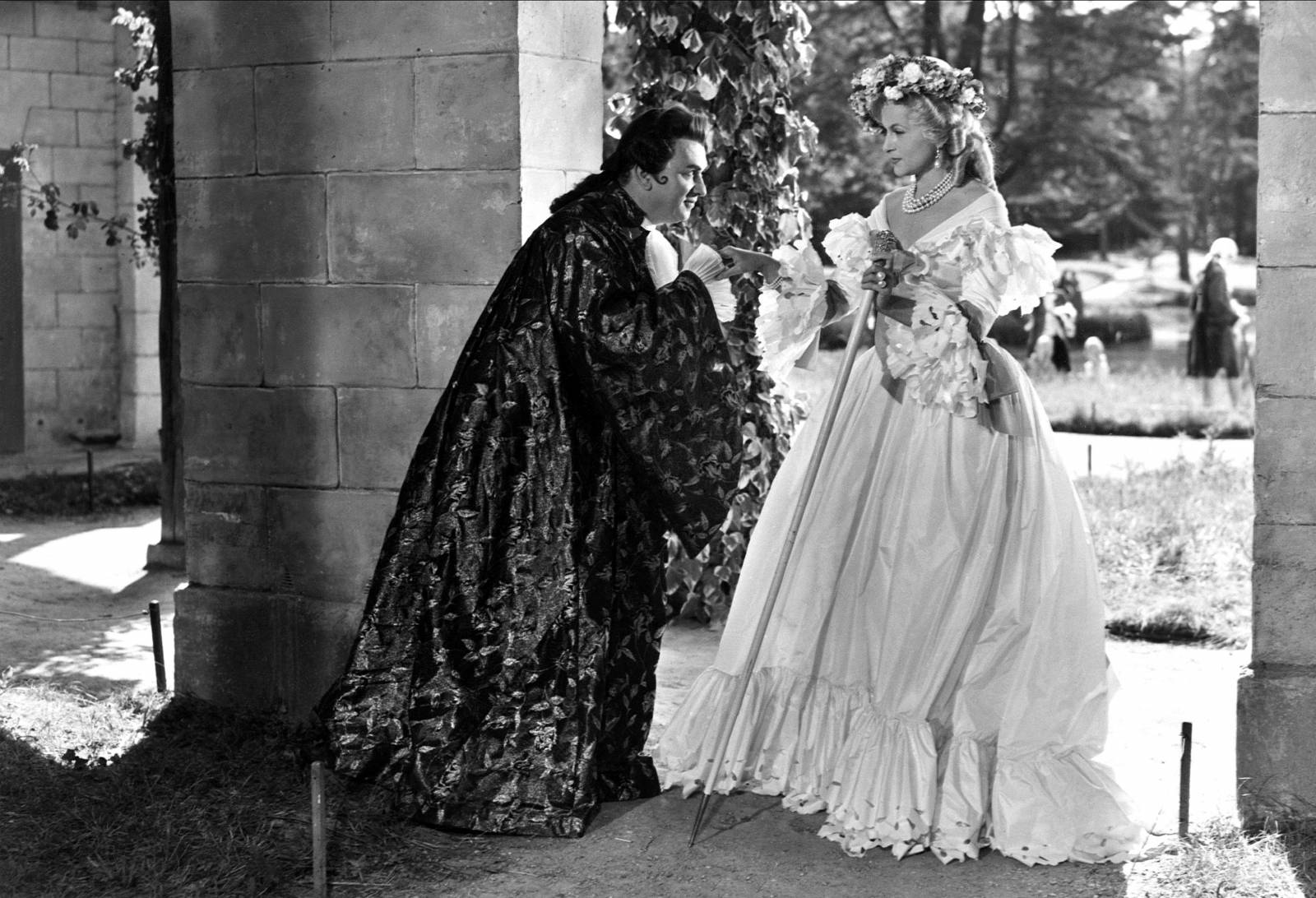 Lana Marconi jako Maria Antonina w filmie „Gdyby powiedziano mi o Wersalu” w reżyserii Sachy Guitry (1954). (Fot. AF Archive/Mary Evans Picture Library/East News)