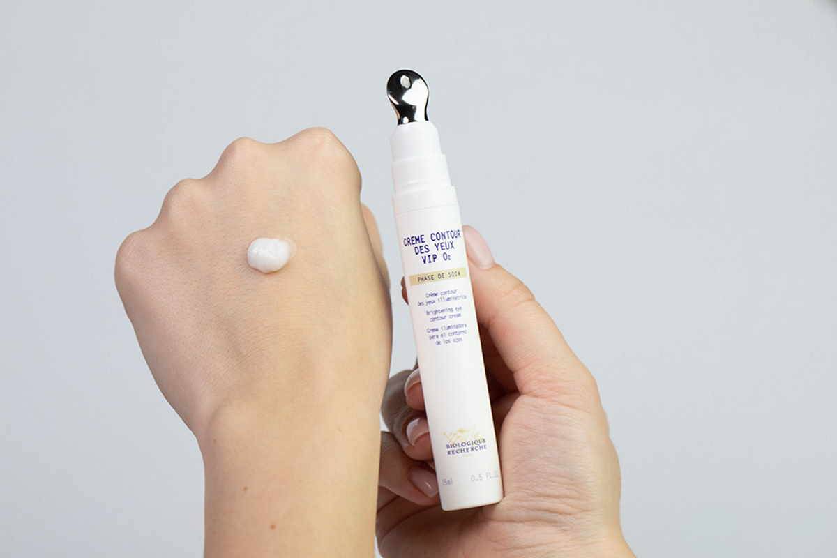 Biologique Recherche Creme Contour des Yeux VIP O² Dotleniający krem anti-aging pod oczy.