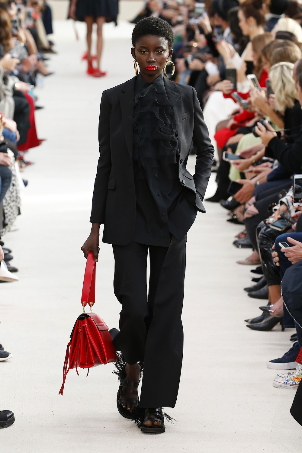 Garnitur Valentino (Fot. Getty Images)