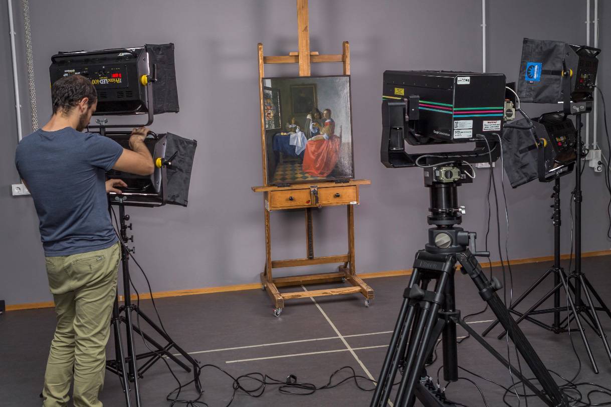 Tak wygląda fotografowanie z Art Camera, czyli aparatem o rozdzielczości w gigapikselach (Fot. materiały prasowe)