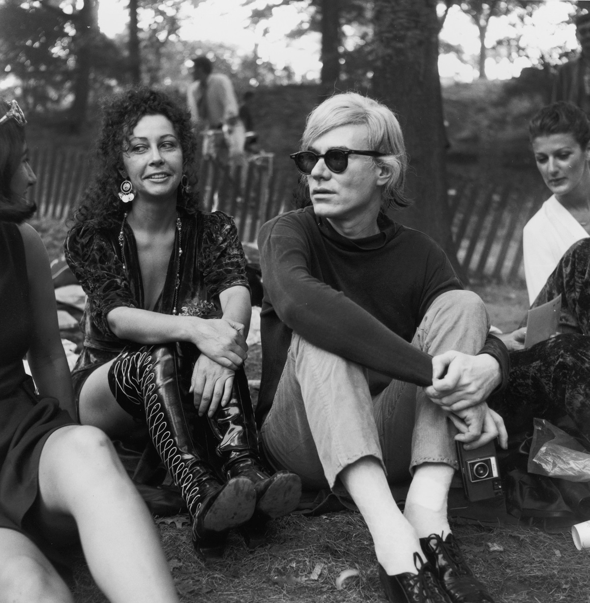 Andy Warhol z Ultra Violet - jedną z gwiazd Fabryki w 1968 roku
