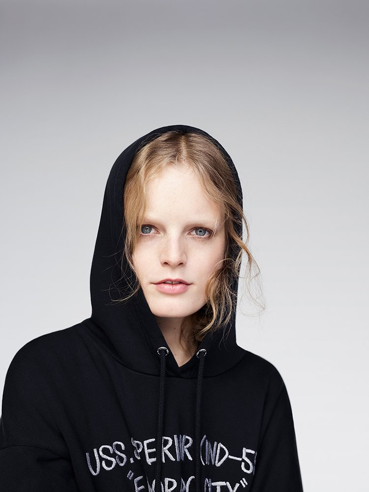 Hanne Gaby Odiele w kampanii „Ja. Bez ograniczeń” (Fot. Fot. Amy Troost, materiały prasowe)