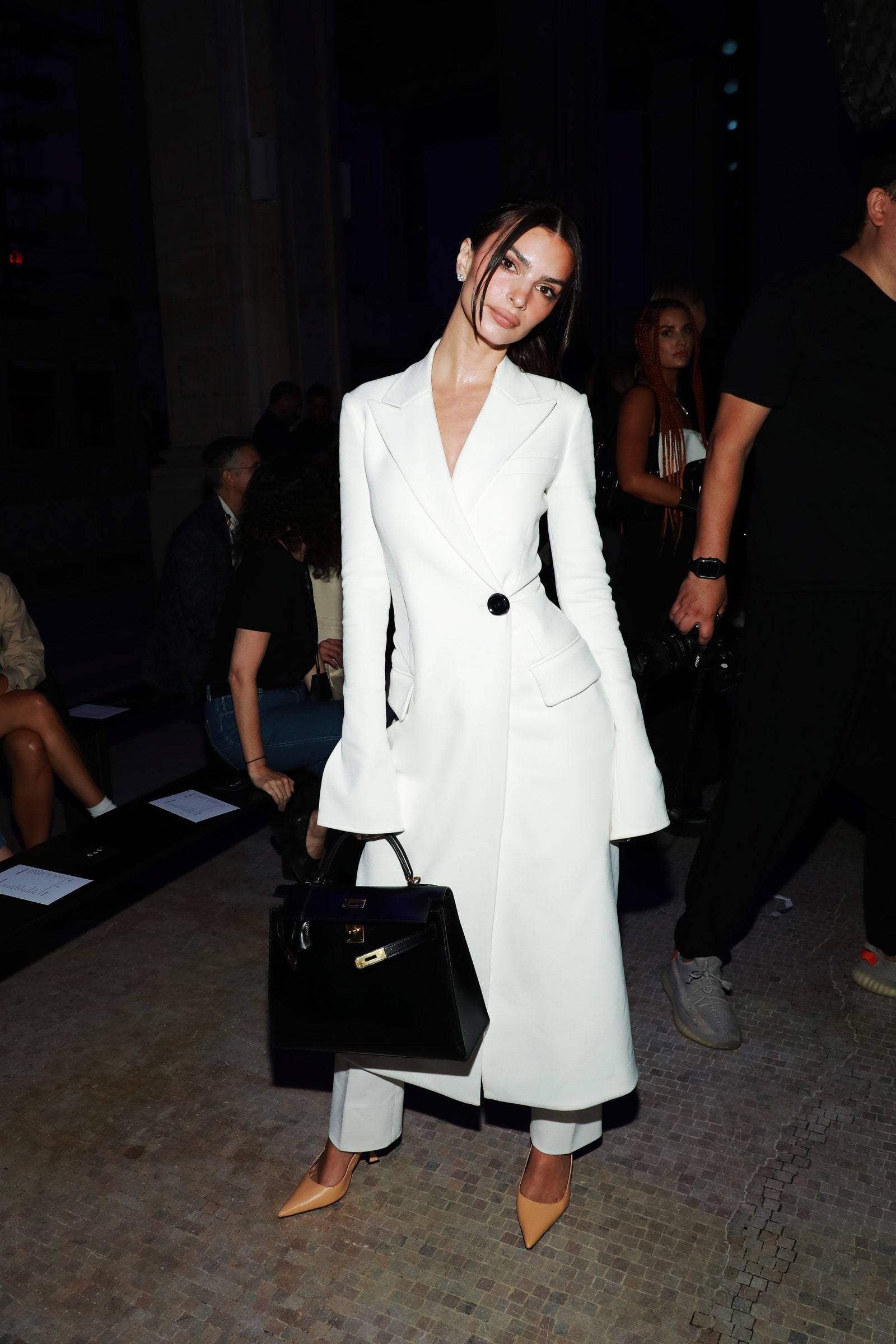 Ratajkowski w Proenza Schouler z vintage Birkin bag Hermès (Fot. Getty Images)